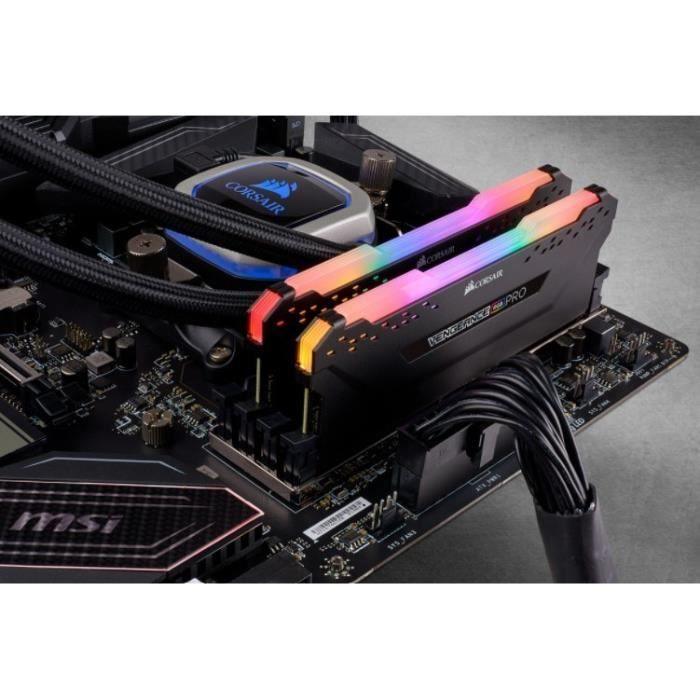 Mémoire RAM - CORSAIR - Vengeance RGB Pro DDR4 - 32GB 2x16GB DIMM - 3200 MHz  - 1.35V - Noir (CMW32GX4M2E3200C) CORSAIR