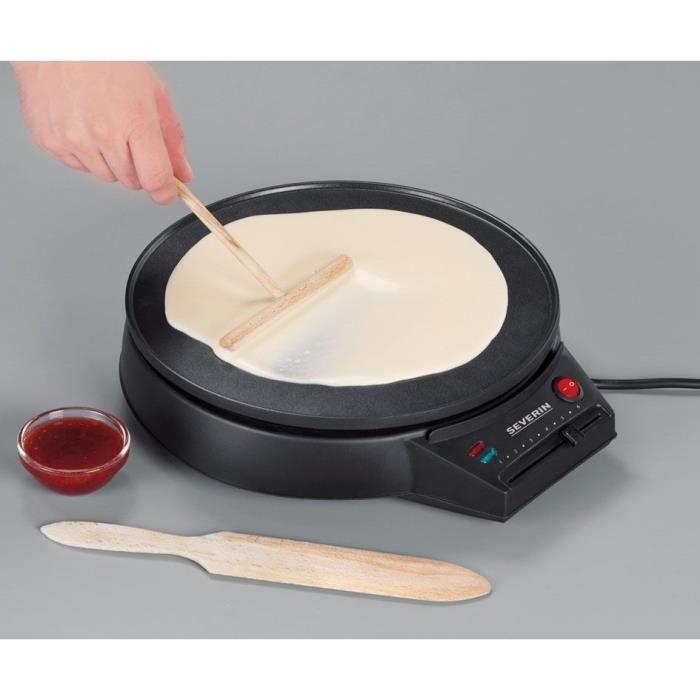 SEVERIN CM2198 - Crepiere diametre 30cm 1000W - Thermostat réglable - Inclus spatule a crepe et répartiteur de pâte en bois - Noir SEVERIN