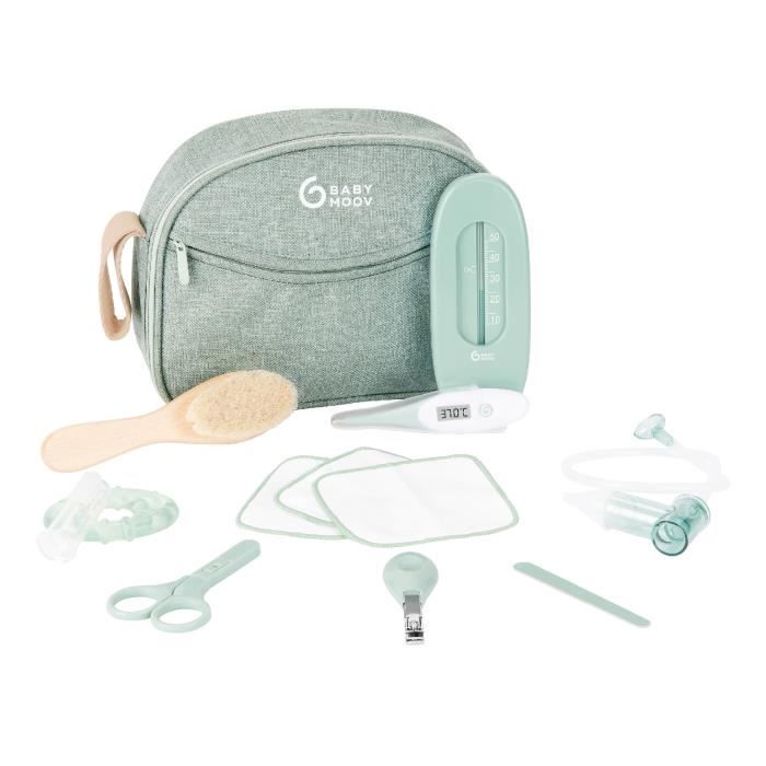 Babymoov Trousse de Soin Bébé - Des la naissance - En Tissu Recyclé Certifié GRS -10 Accessoires Matcha