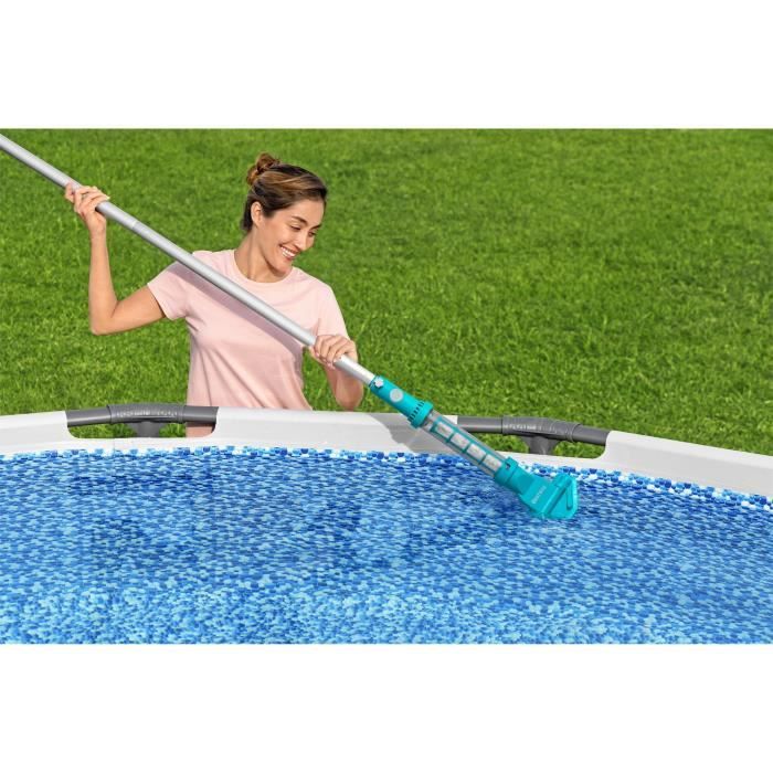 BESTWAY - Aspirateur électrique rechargeable Aquasurge temps de marche 50 minutes pour piscines jusqu’a 6,10m