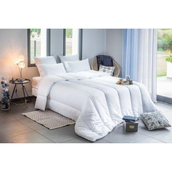 Couette - 220 x 240 cm - Tempérée - 100% Polyester - 2 personnes - Blanc - Paloma Tech