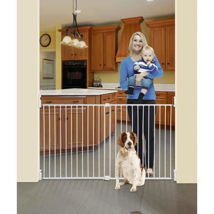 DREAMBABY Barriere de sécurité Extra large BROADWAY Gro Gate - A visser - L 76/134,5 x H 76 cm - Blanche