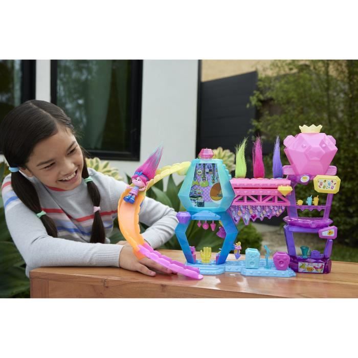 DreamWorks-Les Trolls 3-Coffret Mont Rageous poupée et accessoires HNF24