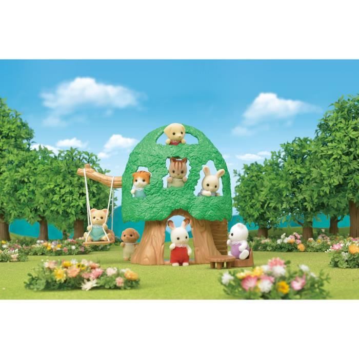 Maison de jeu en forme d’arbre avec figurines miniatures Sylvanian Families