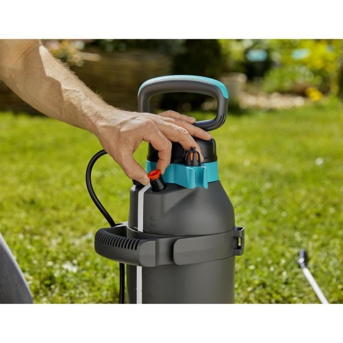 GARDENA Pulvérisateur a pression préalable Plus  Contenance réservoir 5L  Longueur tuyau 150cm  Pression max 3 bar  (11138-20) - Paloma Tech