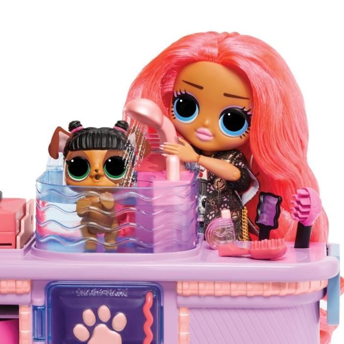 L.O.L. Surprise OMG - Cabinet de Vétérinaire | Rescu Vet Set - Poupée exclusive + 2 animaux et accessoires - Des 4 ans.