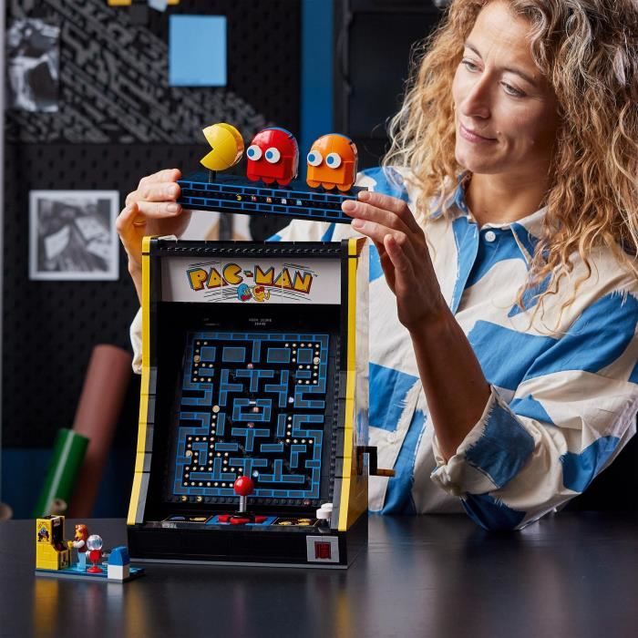 LEGO 10323 Icons Jeu d’Arcade PAC-MAN Maquette pour Adultes a Construire Machine de Jeu avec des Personnages