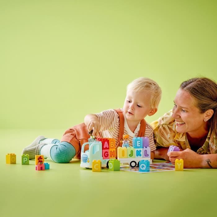 LEGO 10421 DUPLO Ma Ville Le Camion de l’Alphabet Jouet d’Apprentissage de l’Alphabet pour Enfants Des 2 Ans