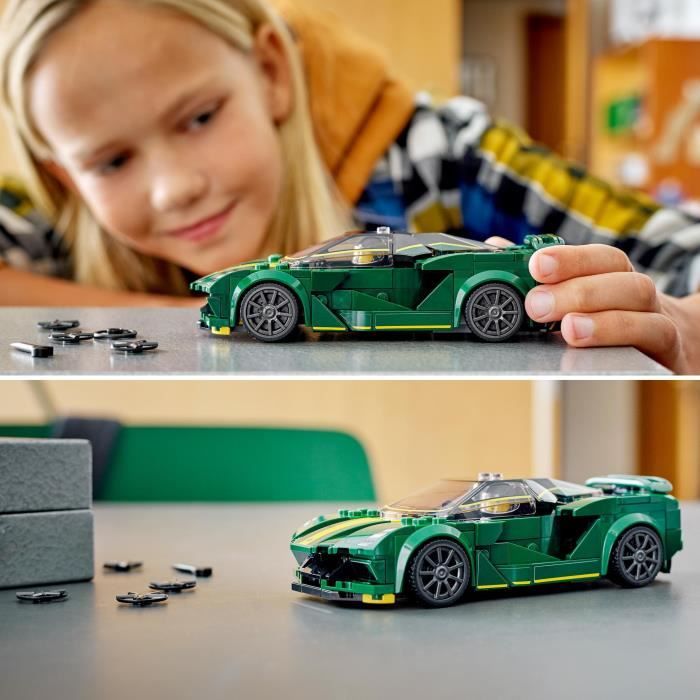 LEGO 76907 Speed Champions Lotus Evija Voiture de Course Jouet Réduit Avec Minifigure de Pilote de Course Jouet