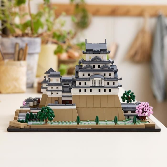 LEGO Architecture 21060 Le Château d’Himeji Kit de Construction de Maquettes pour Adultes Fans de la Culture Japonaise