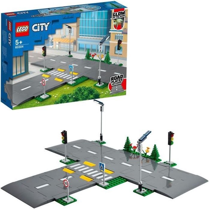 LEGO City 60304 Intersection a assembler Jeu construction ville avec panneaux et routes a imbriquer pour garçon ou fille