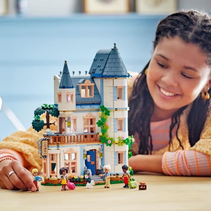 LEGO Friends 42638 La chambre d’hôte dans un château - Set de jeu imaginatif pour enfants