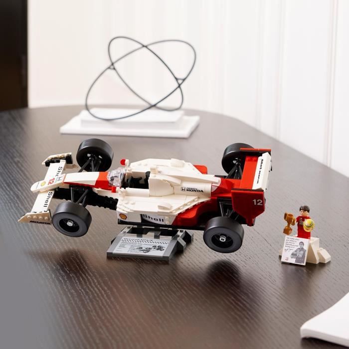 LEGO Icons 10330 McLaren MP4/4 et Ayrton Senna Set Modele Réduit de Voiture pour Adultes