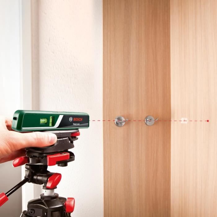 Niveau laser a bulle EasyLevel de Bosch avec support mural (ligne laser pour un alignement flexible sur les murs