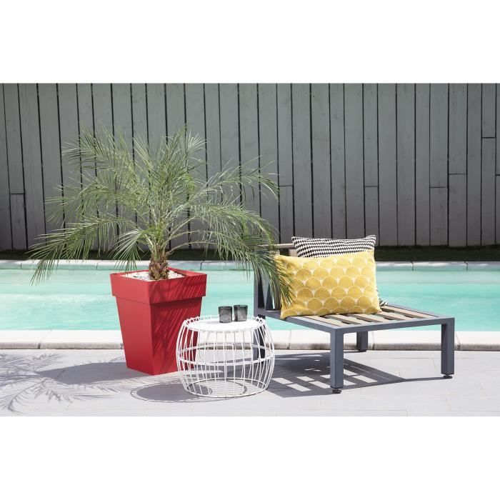 Pot de fleur carré Toscane - EDA PLASTIQUE - 39 x 39 x H 53 cm - Résistant gel et UV - Rouge rubis EDA PLASTIQUE