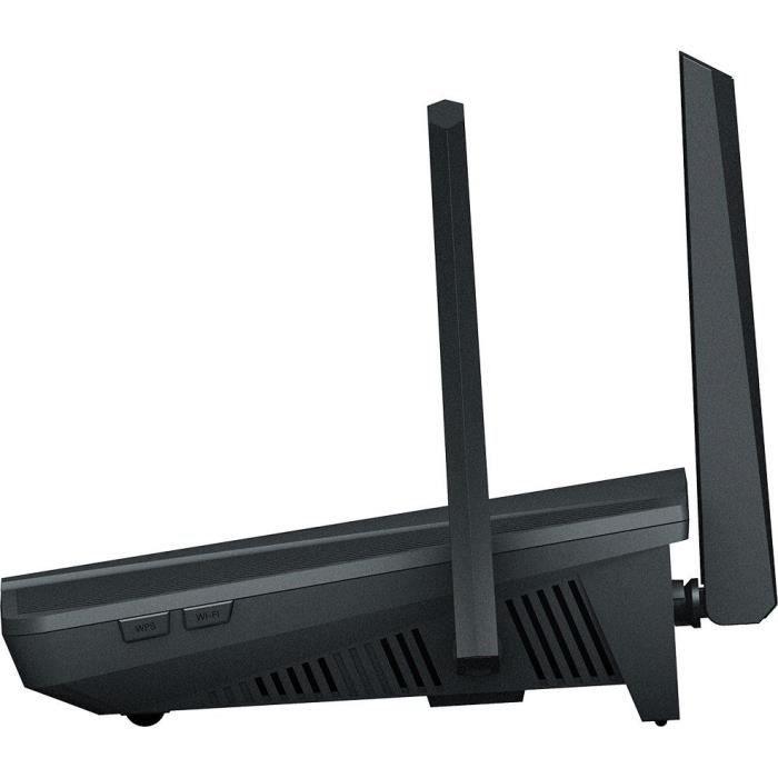 Routeur WiFi 6 Tri band jusqu'a 6,6 Gbit/s - SYNOLOGY - RT6600AX - 6 antennes - Blanc SYNOLOGY