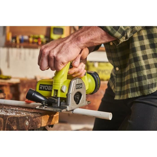 RYOBI - Scie multi-matériaux 18V ONE + - diam. 85 mm x 15 mm + lames 1 guide parallele et 1 buse d’aspiration - R18MMS-0