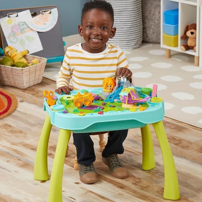 Table de création Play-Doh réversible pour enfants avec 15 accessoires et 6 pots de pâte a modeler Play-Doh Starters