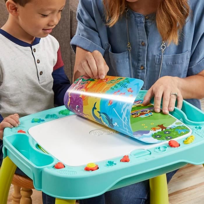 Table de création Play-Doh réversible pour enfants avec 15 accessoires et 6 pots de pâte a modeler Play-Doh Starters