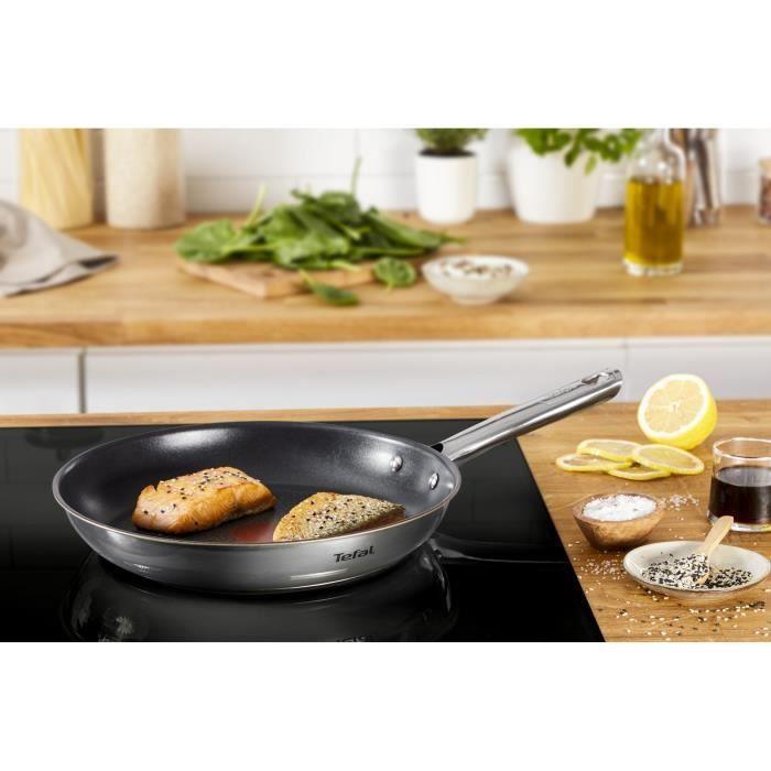 TEFAL Duetto+ Lot de 2 poeles 24/28 cm, Induction, Revetement antiadhésif, Acier inoxydable haute qualité, Garantie 10 ans G732S255 TEFAL