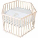 Recinto per bambini Hegaxonal - ROBA - LIEBHABEAR - Altezza regolabile - Base rimovibile - 6 ruote frenanti - Legno naturale - Motivo orsetto