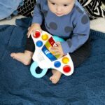 BABY EINSTEIN Ocean Explorers Giocattolo musicale Pop & Explore, 6 pulsanti, 6 mesi - immagine 2