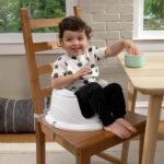 BABY EINSTEIN SuperSeat 3 in 1, Sedile per attività - Tavolo rialzato con arco gioco con giocattoli interattivi - immagine 4