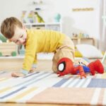 Spidey balla e gattona, peluche interattivo con musica e suoni, giocattoli di supereroi a partire da 3 anni, Spidey e i suoi Amici Extraor - immagine 5