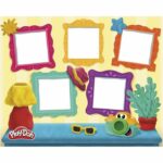 Play-Doh My Little Photos Starters, pasta da modellare, macchina fotografica finta, 7 accessori e tappetino per attività, dai 2 anni in su - immagine 2
