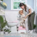 Sgabello INGENUITY e vasino con ciotola rimovibile, antiscivolo, seduta ergonomica, rosa - immagine 4