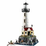 Idee Lego 21335 Il faro motorizzato, modello da costruire, idea regalo, decorazione per la casa, con minifigurine marine, attività manuale - immagine 2