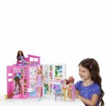 BARBIE A CASA DA ASPORTO - BARBIE - HRJ77 - immagine 4
