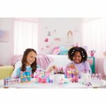 BARBIE Mini Barbieland, mini veicolo da sogno + una mini barbie - modello casuale - immagine 2