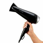Style Edit Scatola per asciugacapelli Remington D3171GP  2200 W  Vano portaoggetti, diffusore, spazzola piatta e elastico in seta - immagine 3