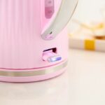 Bollitore - RUSSELL HOBBS - EDEN - 2400 W - 1,7 L - Lampone - immagine 2