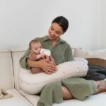 Almohada de maternidad y lactancia doomoo Buddy: comodidad óptima para mamá y bebé, hongos - immagine 3