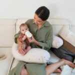 Almohada de maternidad y lactancia doomoo Buddy: comodidad óptima para mamá y bebé, hongos - immagine 4