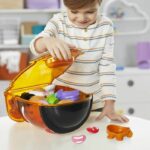 Juego de Papas Mega Potato con 42 piezas y caja de almacenamiento. Juguetes creativos preescolares para niños a partir de 2 años. - immagine 4