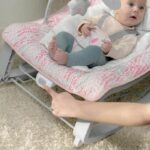 Mecedora para bebé 3 en 1 INGENUITY Keep Cozy -Lily- 3 posiciones: Arco con peluches extraíbles, hasta 18 kg - immagine 6
