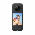 Cámara deportiva negra Insta360 X4