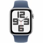 Apple Watch SE GPS - 44 mm - Cassa in alluminio argento - Cinturino Sport denim - M/L - immagine 2