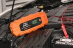 Caricabatterie per auto - XLPT - 6A - 100W - 12V - 3 m - IP65 - Modalità di alimentazione - Display digitale - immagine 2