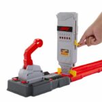 Set Hot Wheels JKM88 con auto da corsa e pista, multicolore - immagine 6