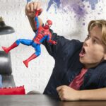 Action figure di Spider-Man da 30 cm, serie Titan, giocattoli di supereroi per bambini, Marvel Spider-Man, dai 4 anni in su - immagine 5