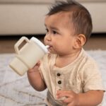 La mia prima tazza in silicone - INFANTINO - 255 ml - Sabbia - immagine 5