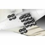 Kit di montaggio Revell dell'Airbus A380 - Include colla, vernici e accessori. - immagine 4