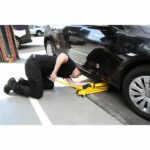 STANLEY - Cric da 2 tonnellate - STMT81251-1 - Altezza minima 85 mm e altezza massima 381 mm - Giallo - immagine 2