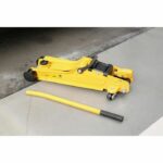 STANLEY - Cric da 2 tonnellate - STMT81251-1 - Altezza minima 85 mm e altezza massima 381 mm - Giallo - immagine 4