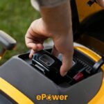 Rasaerba a batteria da 20 V con larghezza di taglio di 34 cm + tagliabordi a batteria da 20 V - STIGA - Collector 136e + GT100eSTIGA - immagine 3