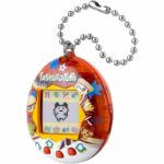 Tamagotchi - BANDAI - Tamagotchi Originale - Tama Yummy - Animale domestico elettronico virtuale con schermo a colori, 3 pulsanti e giochi - immagine 2